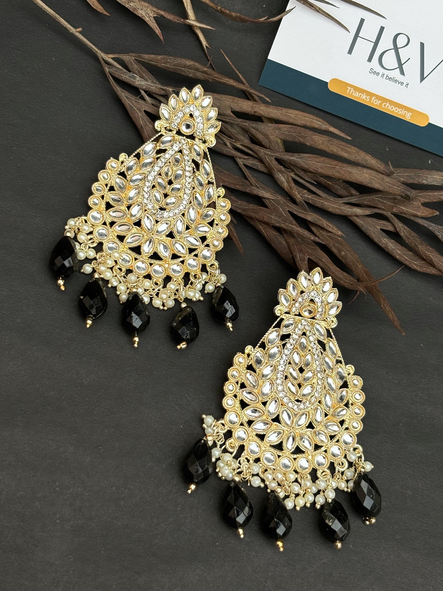 Shining kundan black drops Earring by hvjewellery.in