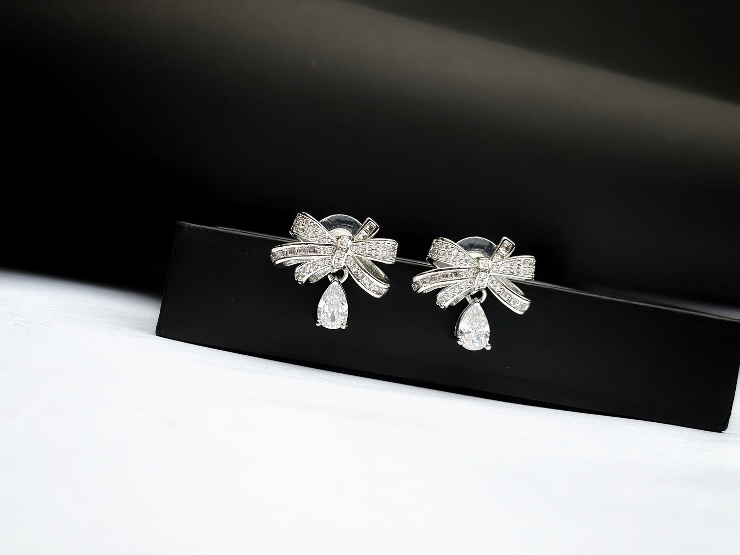 Diamond Bow Shape Earring by hvjewellery.in