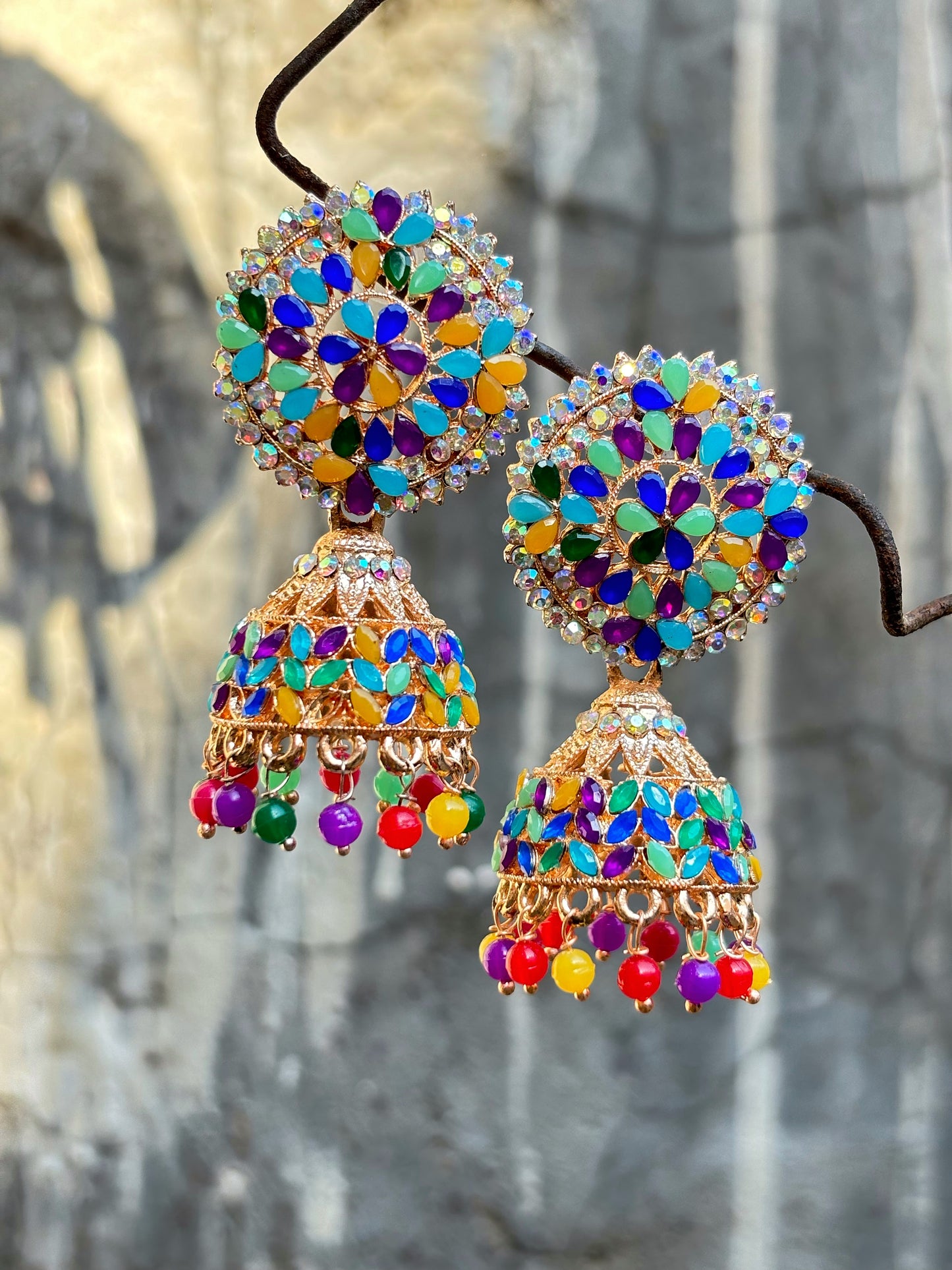 Multicolour kundan stone jhumkaa by hvjewellery.in