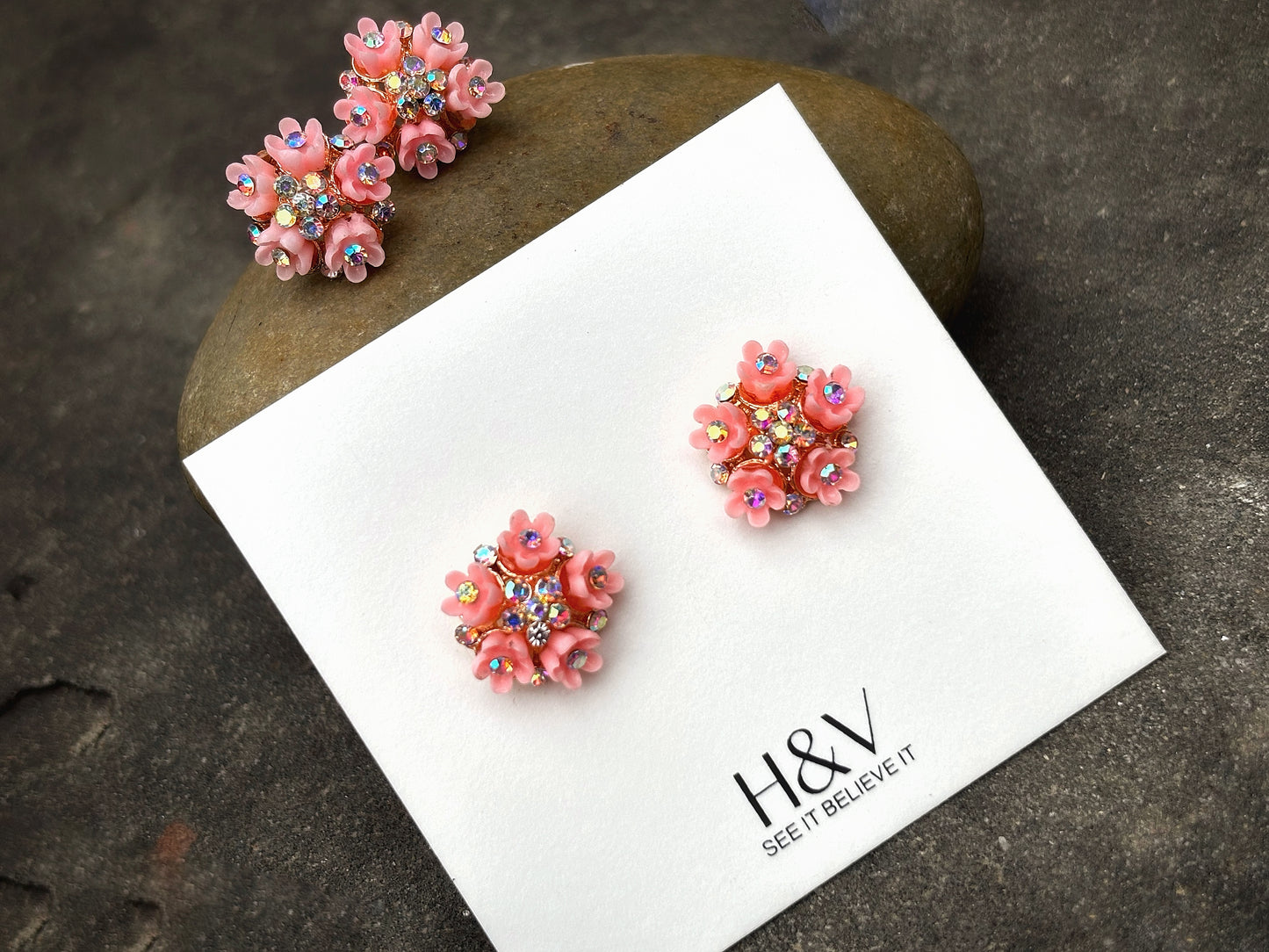 Beautifull 2 set Studs by hvjewellery.in