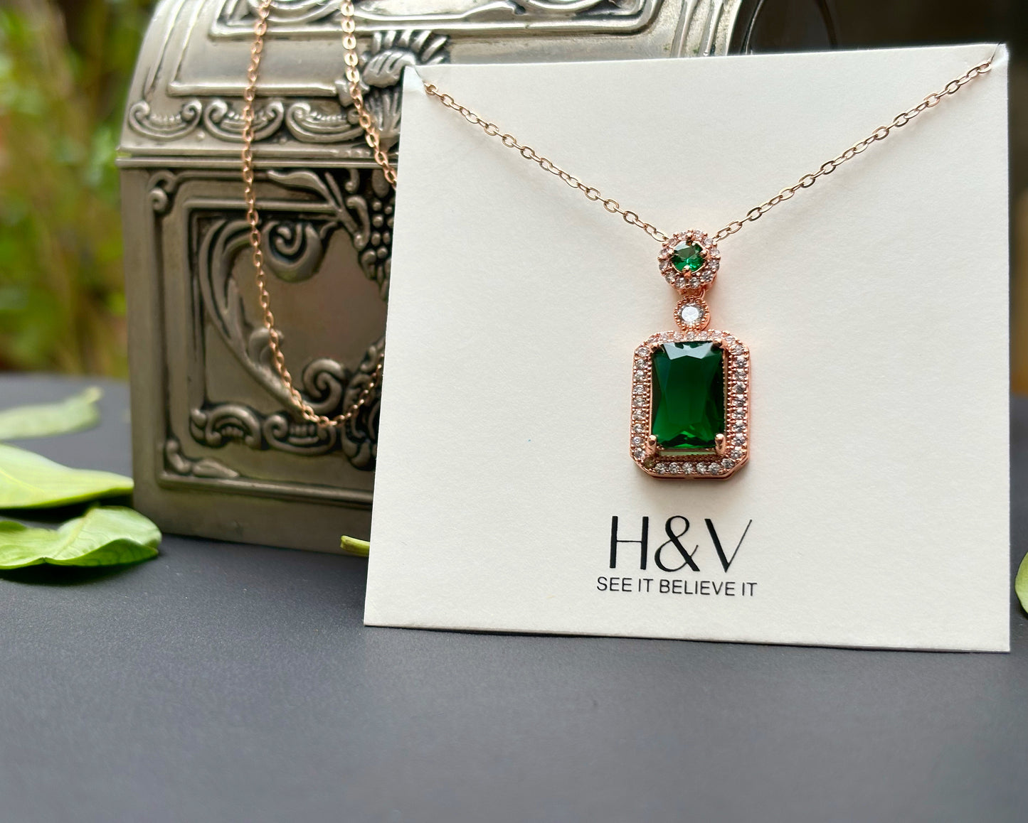 A pendant luxurious geometric green crystal necklace by hvjewellery.in